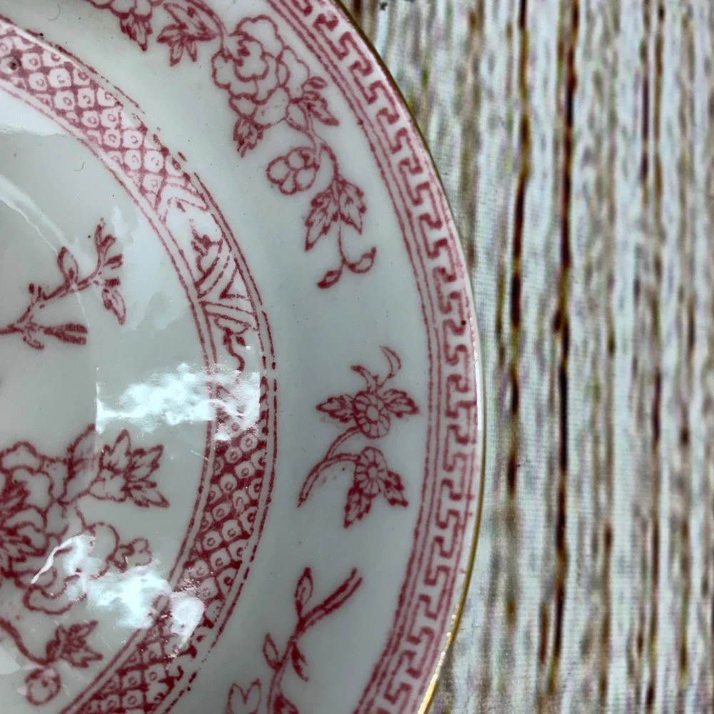 Antique Red Floral‎ Tea Cups and Saucers Set of 4 Orchid China Vintage